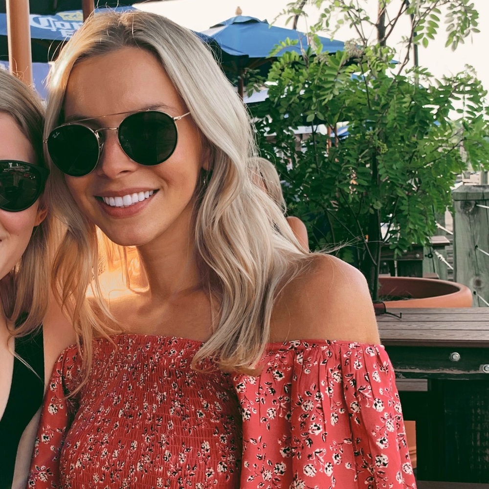 Meet your Posher, Michalin